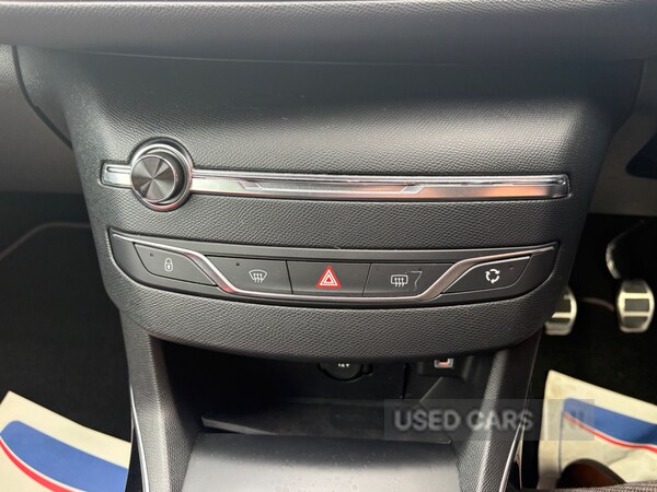 Used Peugeot 308 2017 for sale - 77840155: Photo 12