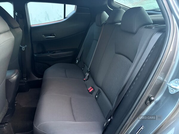 Used Toyota C-HR 2018 for sale - 76646447: Photo 10