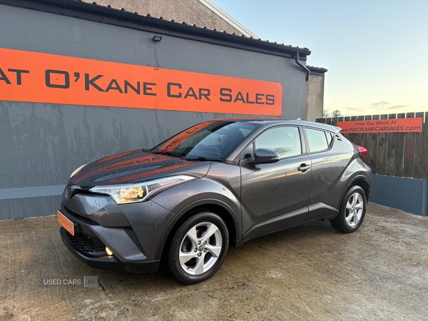 Used Toyota C-HR 2018 for sale - 76646447: Photo 2