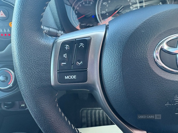 Used Toyota Yaris 2015 for sale - 77372283: Photo 15