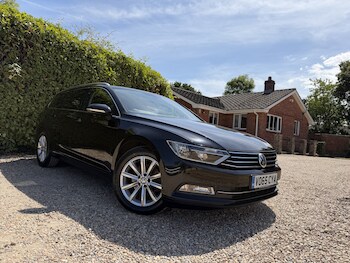 Used Volkswagen Passat 2015 for sale - 79519640: Photo