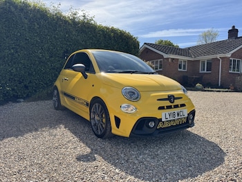 Used Abarth 595 2018 for sale - 79522430: Photo