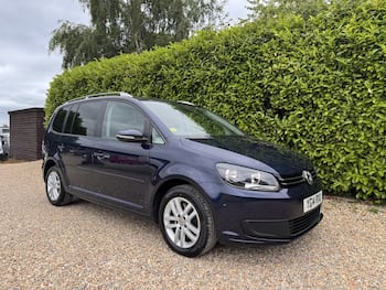 Used Volkswagen Touran 2014 for sale - 79680640: Photo