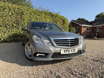 Used Mercedes-Benz E Class 2011 for sale - 79536159: Photo