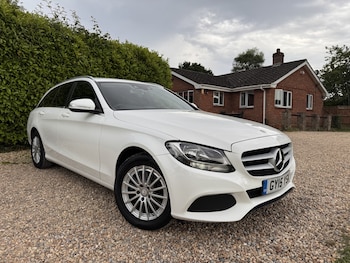 Used Mercedes-Benz C Class 2015 for sale - 79524659: Photo