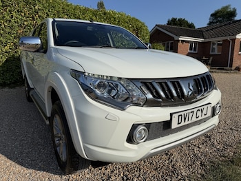 Used Mitsubishi L200 2017 for sale - 79519531: Photo