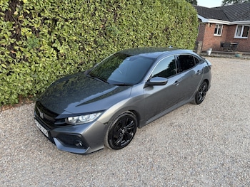 Used Honda Civic 2018 for sale - 79519486: Photo