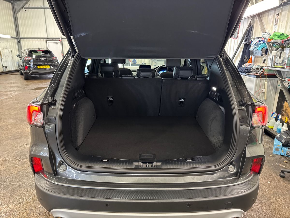 Used Ford Kuga 2023 for sale - 76366403: Photo 17