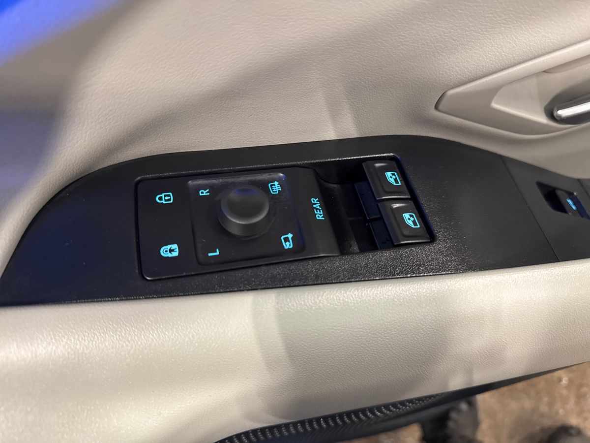 Used Ford Explorer 2024 for sale - 77771137: Photo 24