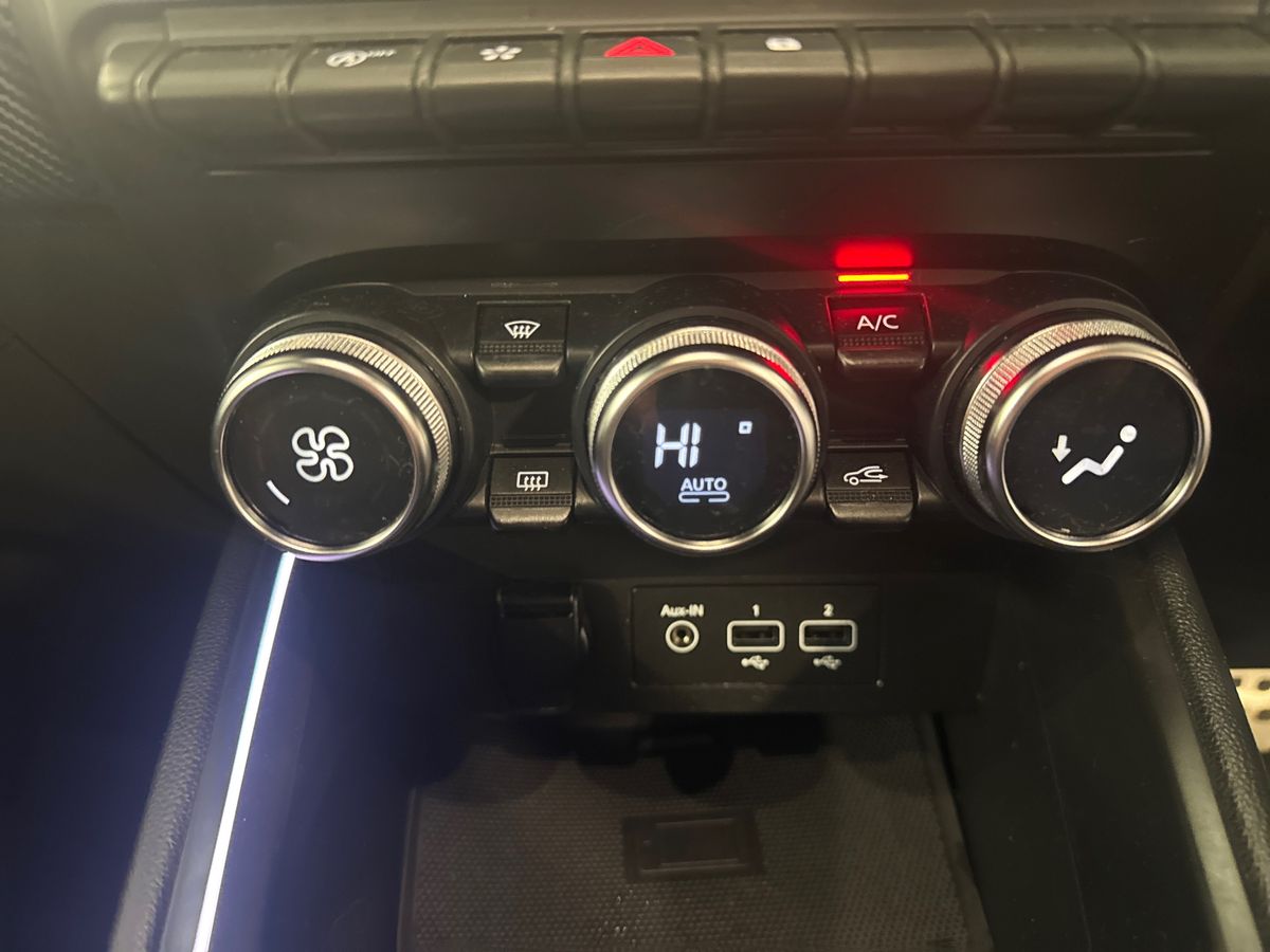 Used Renault Clio 2021 for sale - 76563898: Photo 26