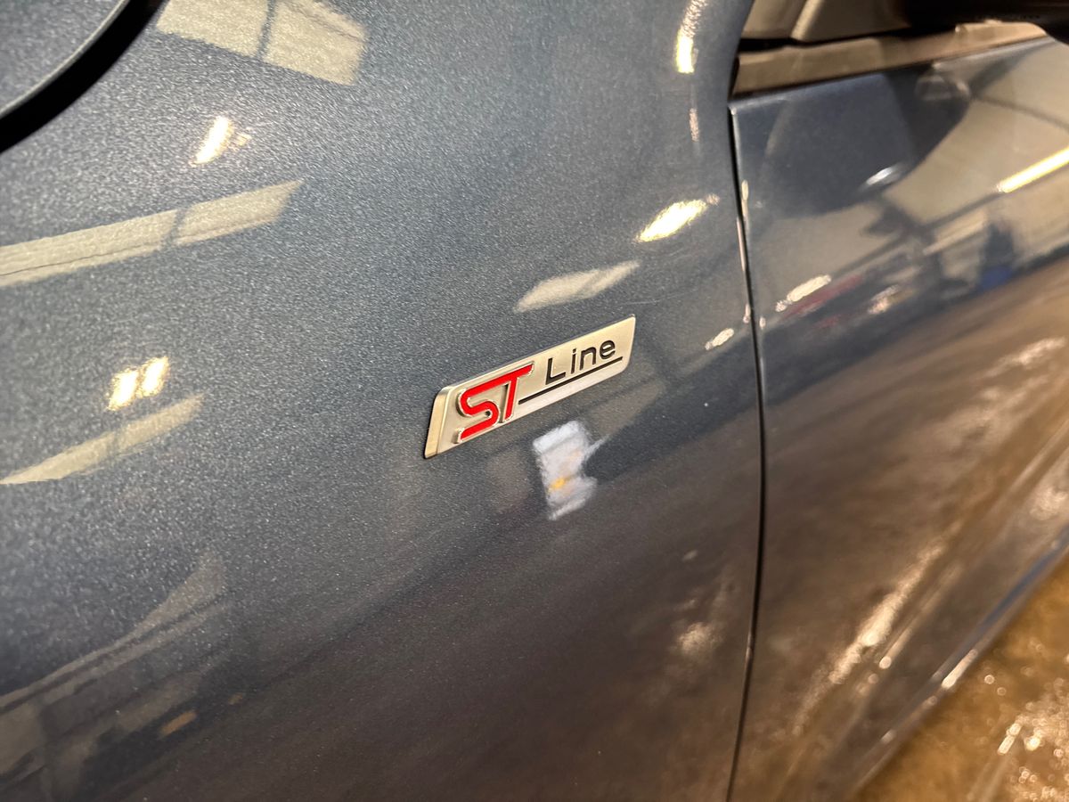 Used Ford Kuga 2022 for sale - 76248640: Photo 31