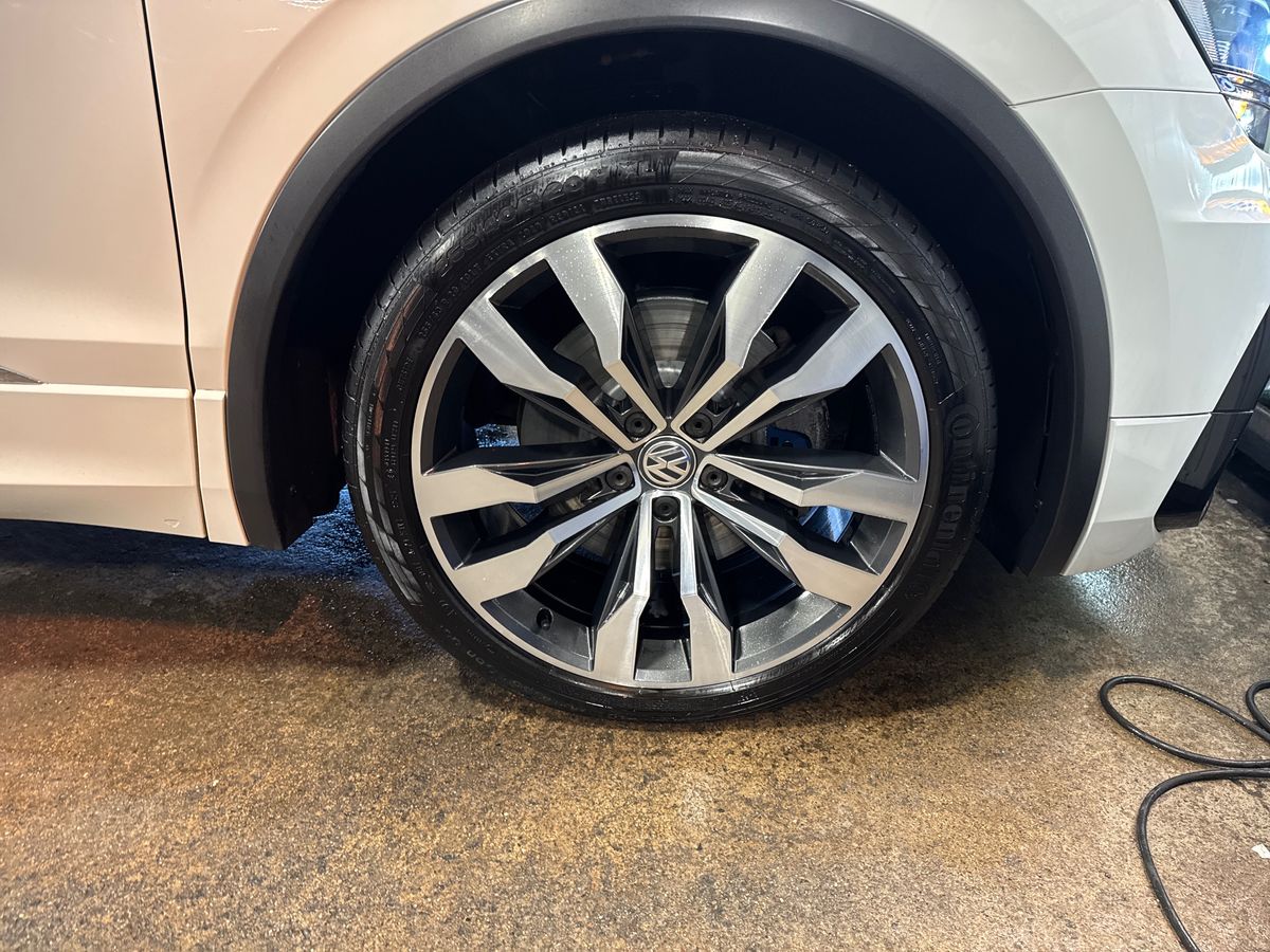 Used Volkswagen Tiguan 2018 for sale - 77545133: Photo 14