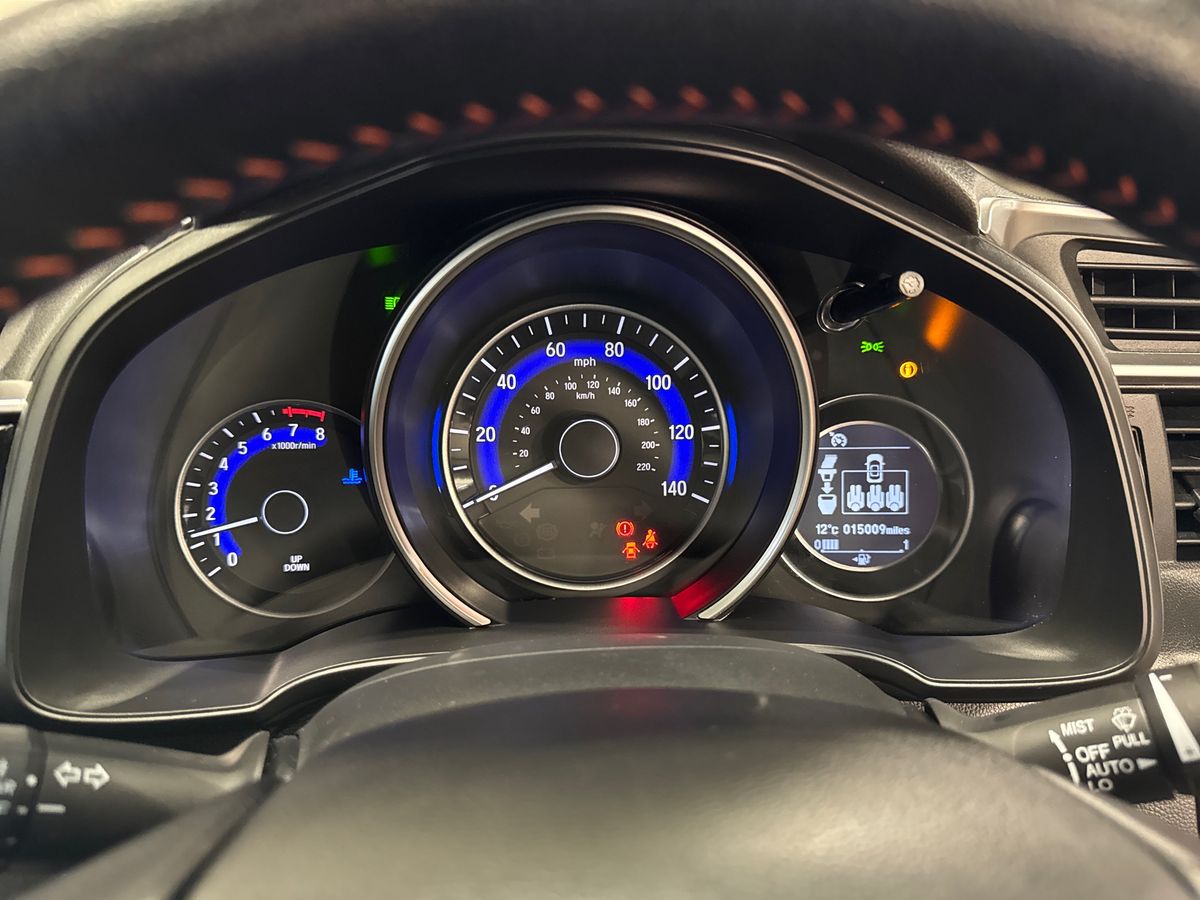 Used Honda Jazz 2018 for sale - 76623408: Photo 23