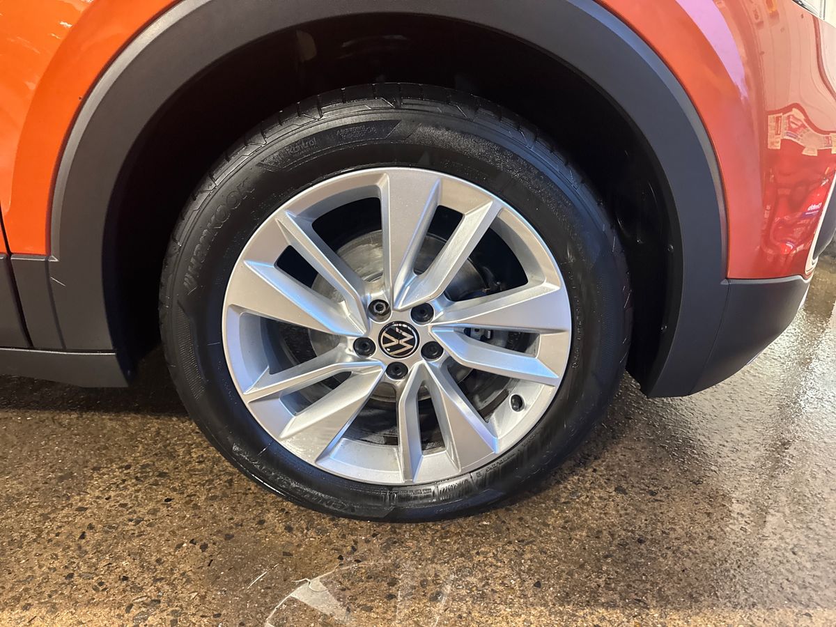 Used Volkswagen T-Cross 2022 for sale - 76888732: Photo 14