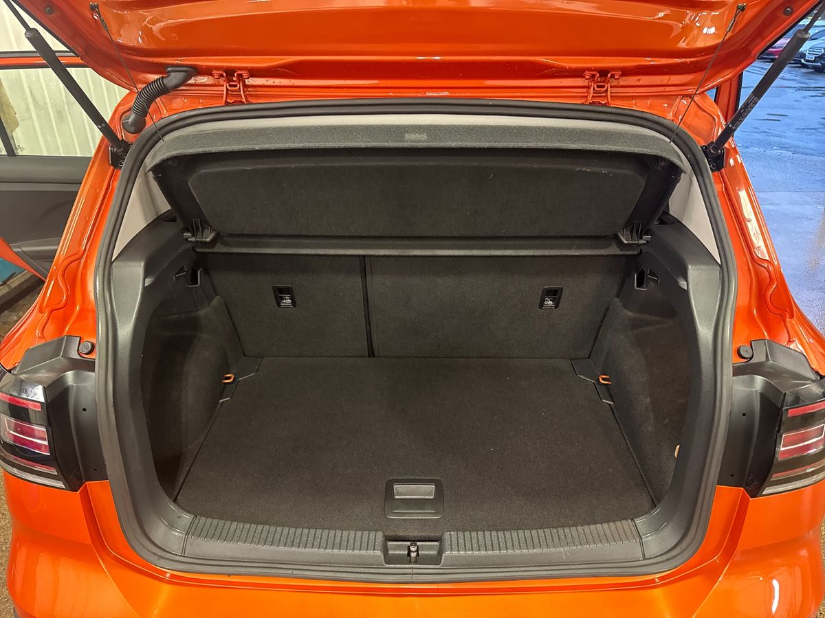 Used Volkswagen T-Cross 2022 for sale - 76888732: Photo 17