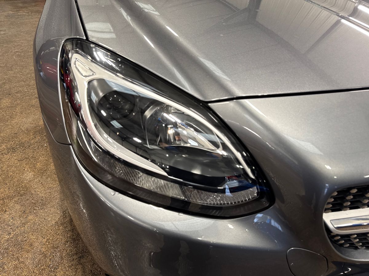 Used Mercedes-Benz SLC 2018 for sale - 76494105: Photo 32