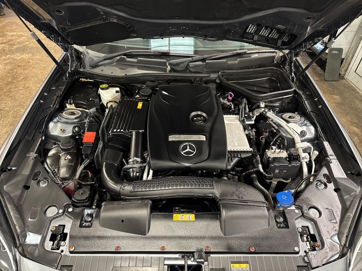 Used Mercedes-Benz SLC 2018 for sale - 76494105: Photo 33