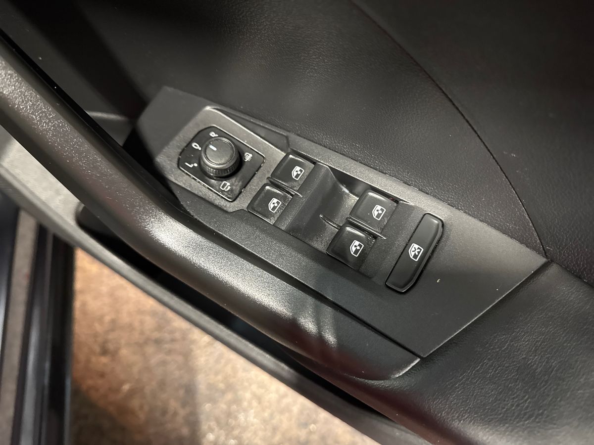 Used Volkswagen T-Cross 2022 for sale - 77178104: Photo 24