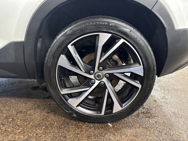 Used Volvo XC40 2021 for sale - 76195941: Photo 13