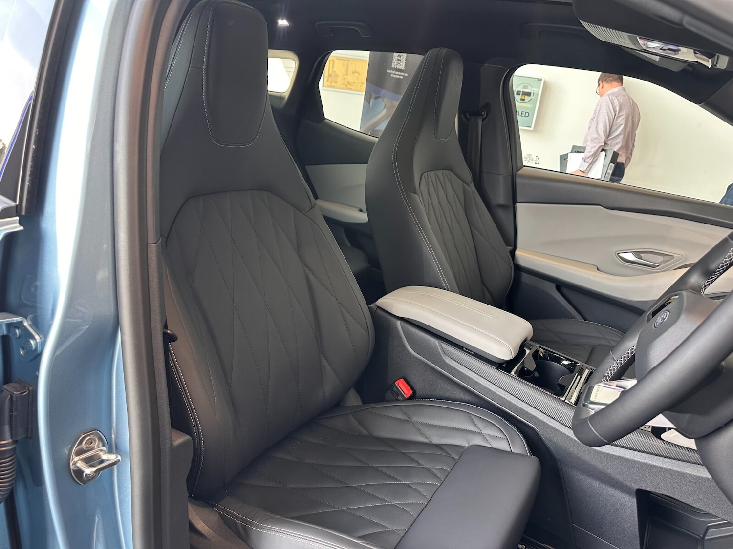 Used Ford Explorer 2025 for sale - 77274050: Photo 5