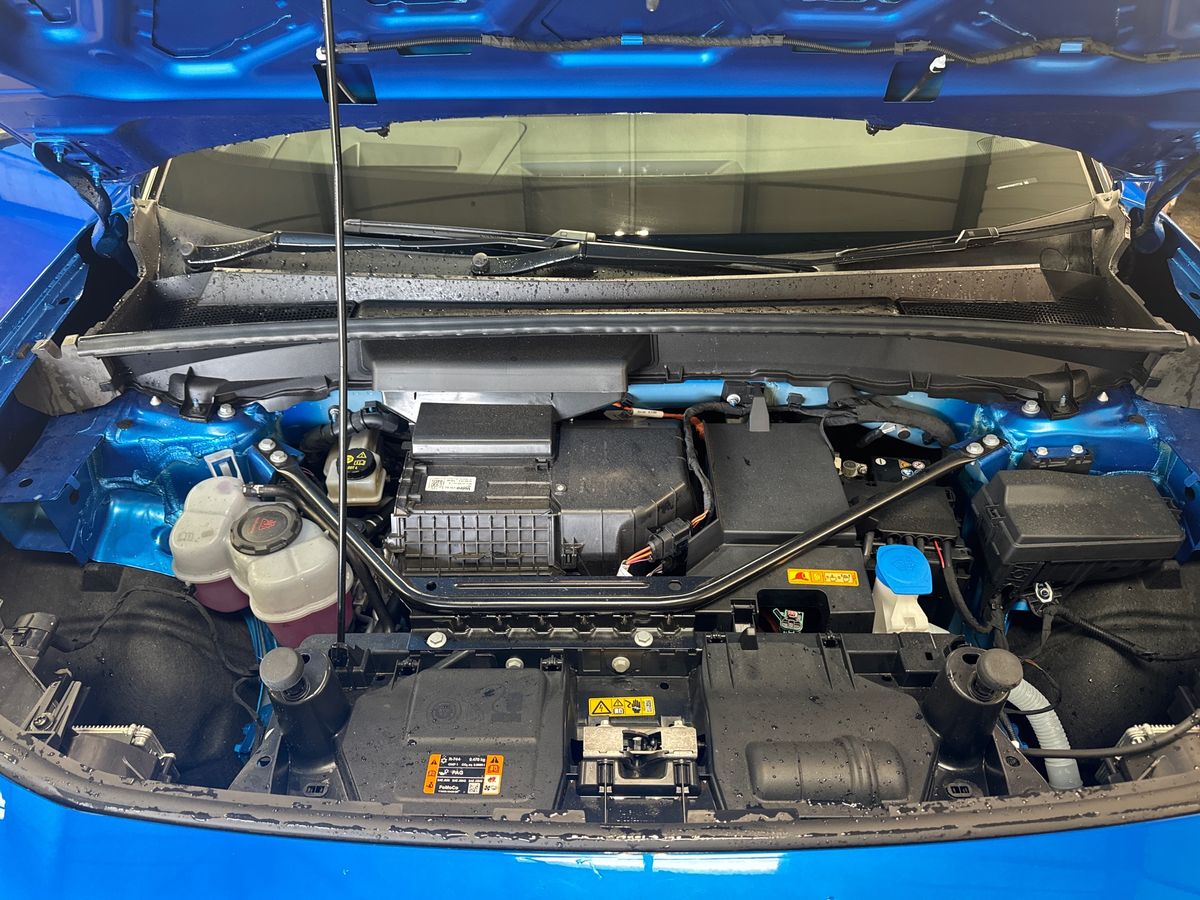 Vehicle 33