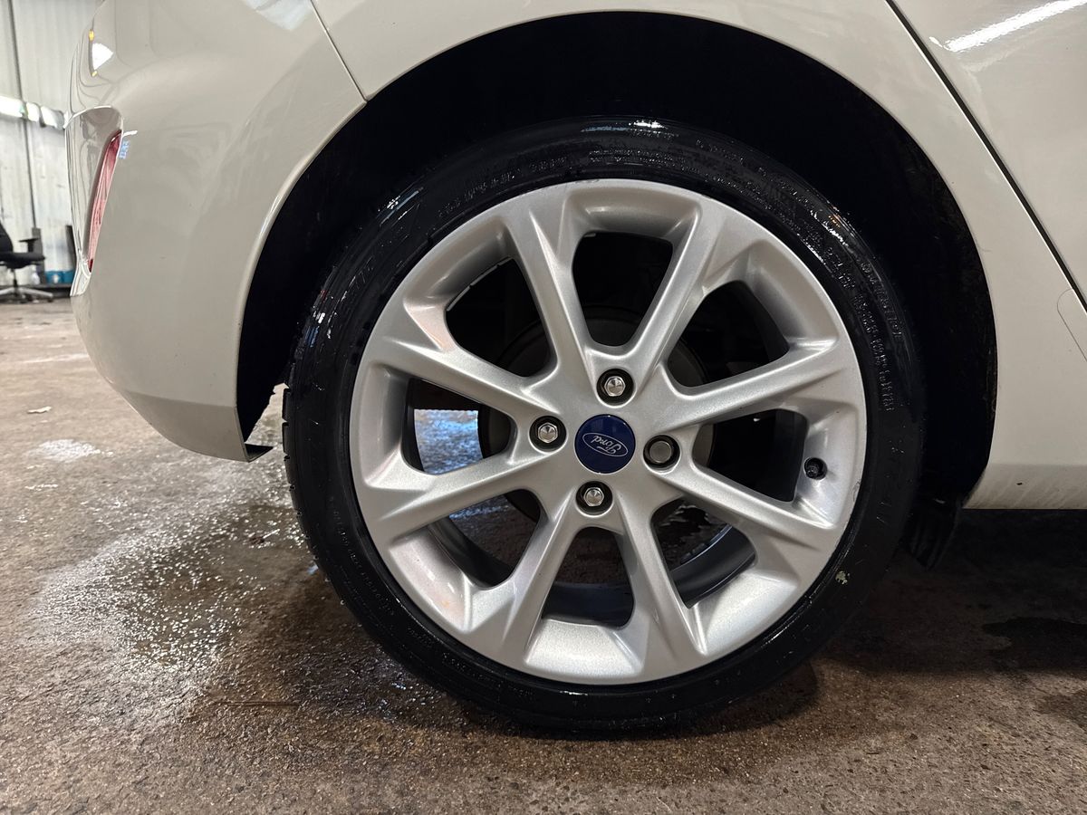 Used Ford Fiesta 2021 for sale - 76640139: Photo 13