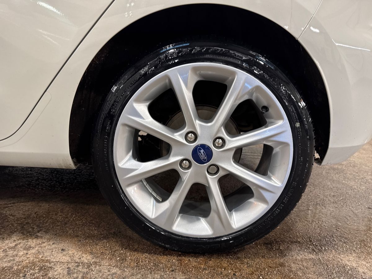 Used Ford Fiesta 2021 for sale - 76640139: Photo 14