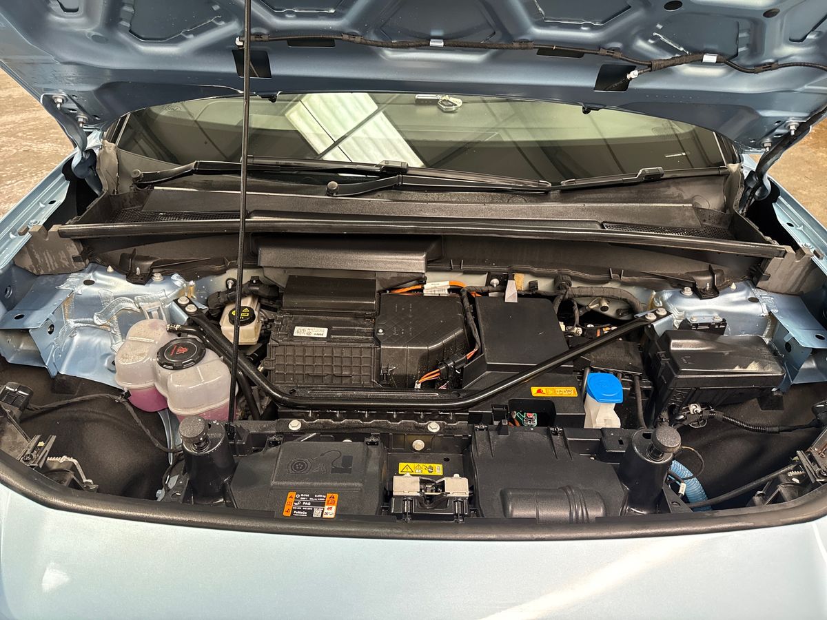 Vehicle 33