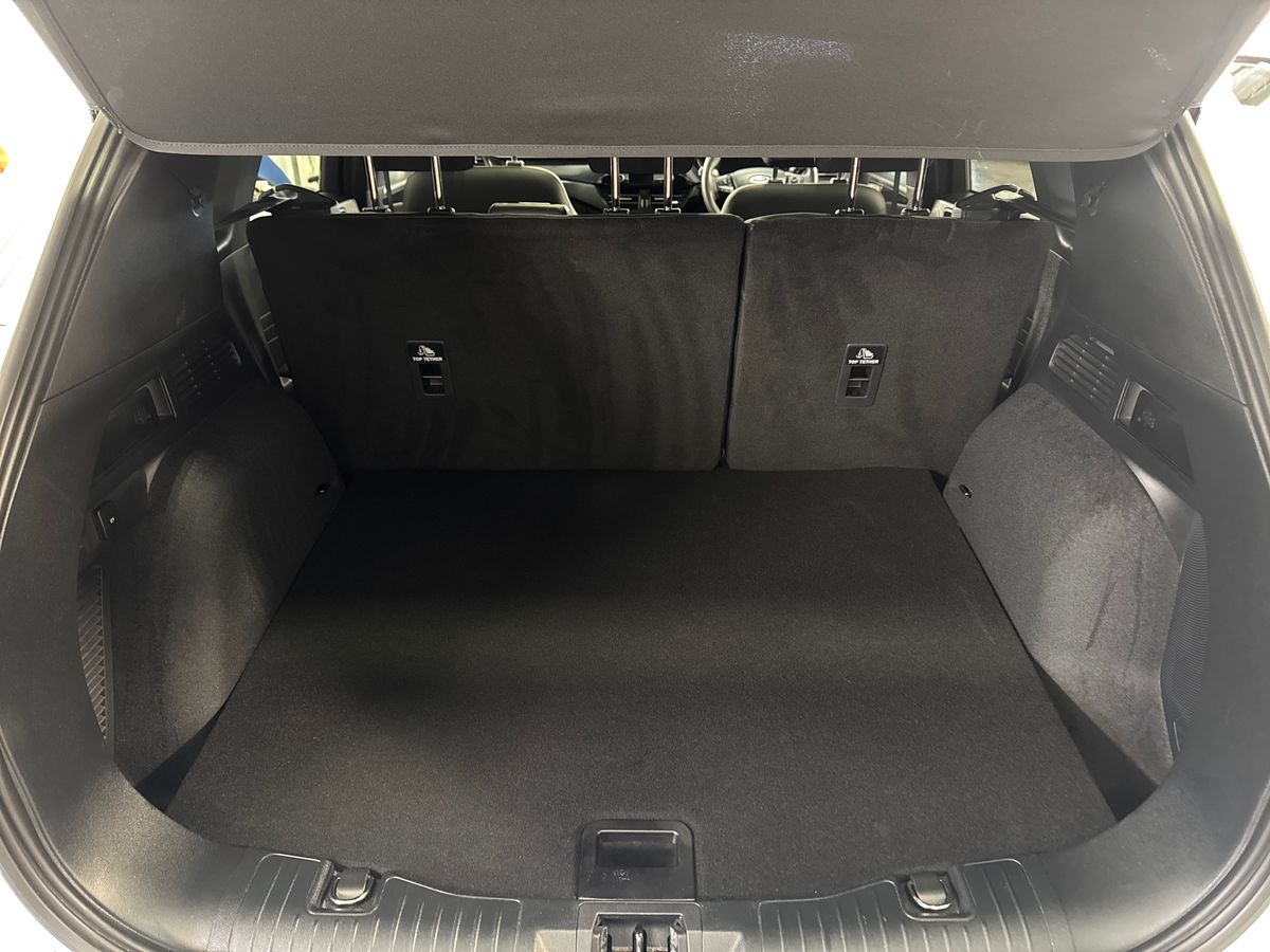 Used Ford Kuga 2022 for sale - 76928029: Photo 17