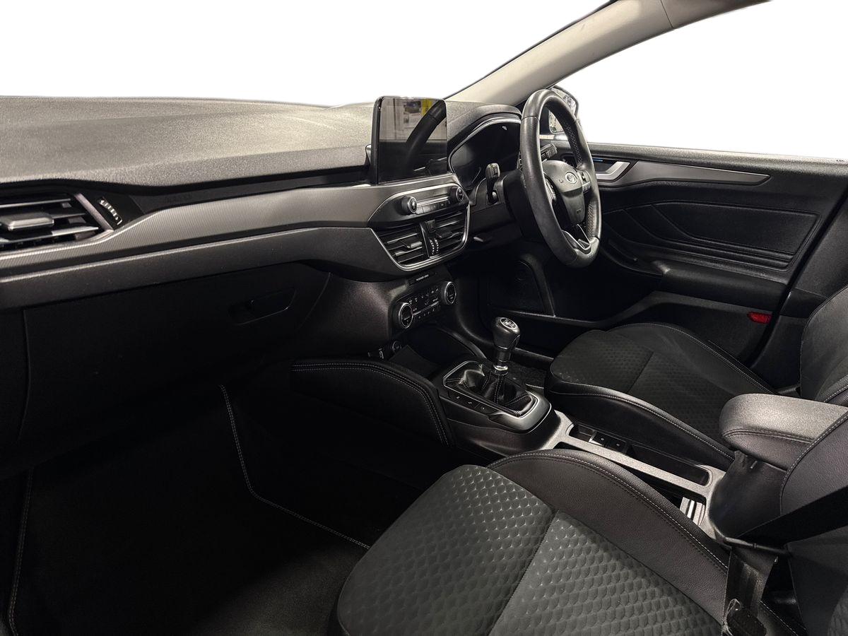 Used Ford Focus 2018 for sale - 76475123: Photo 18