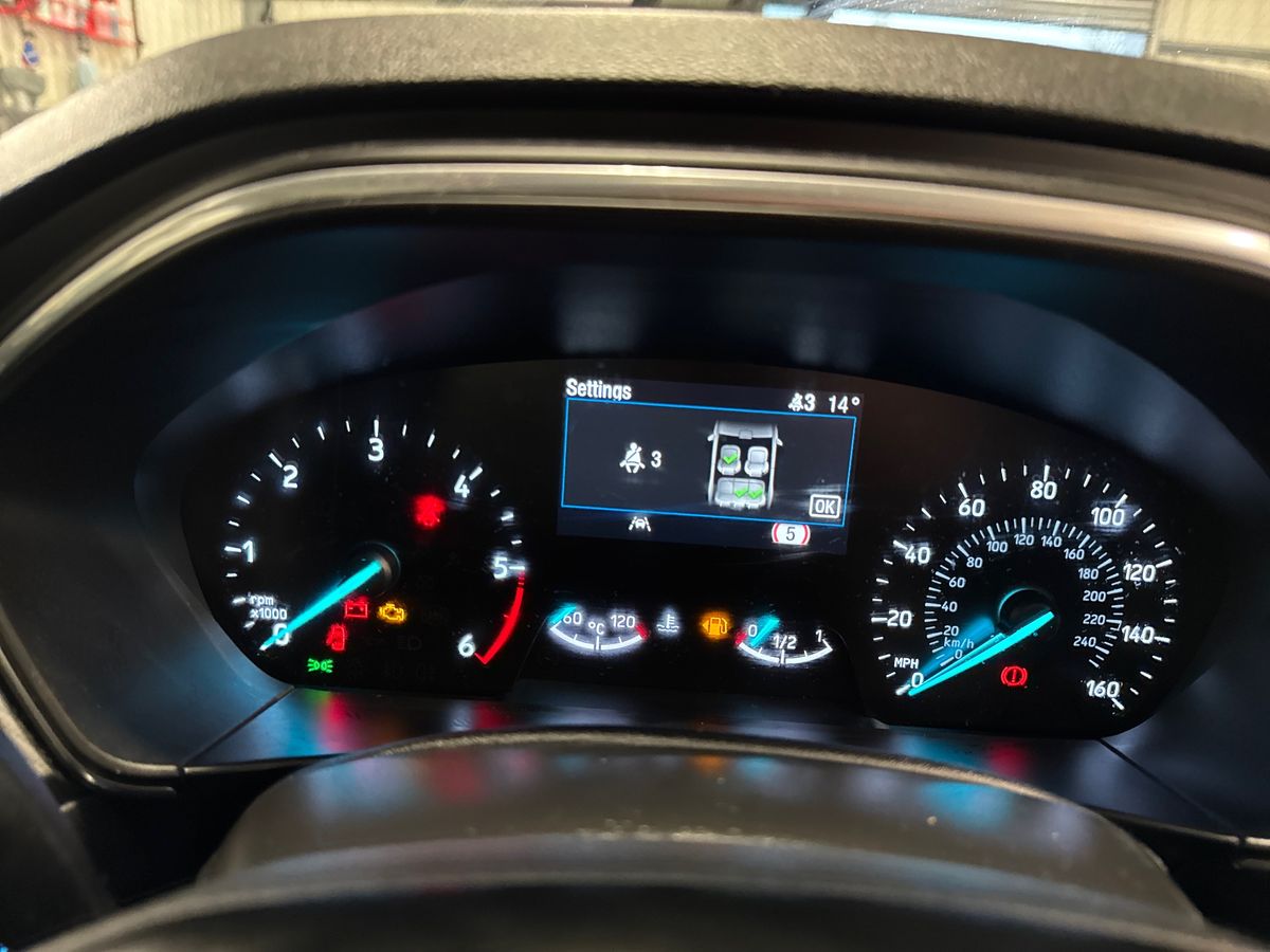 Used Ford Focus 2018 for sale - 76475123: Photo 23