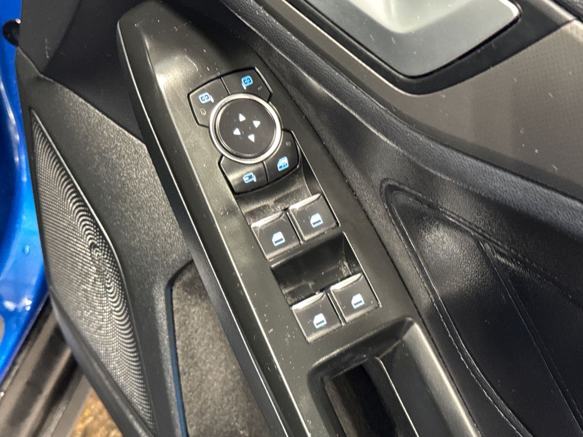 Used Ford Focus 2018 for sale - 76475123: Photo 24