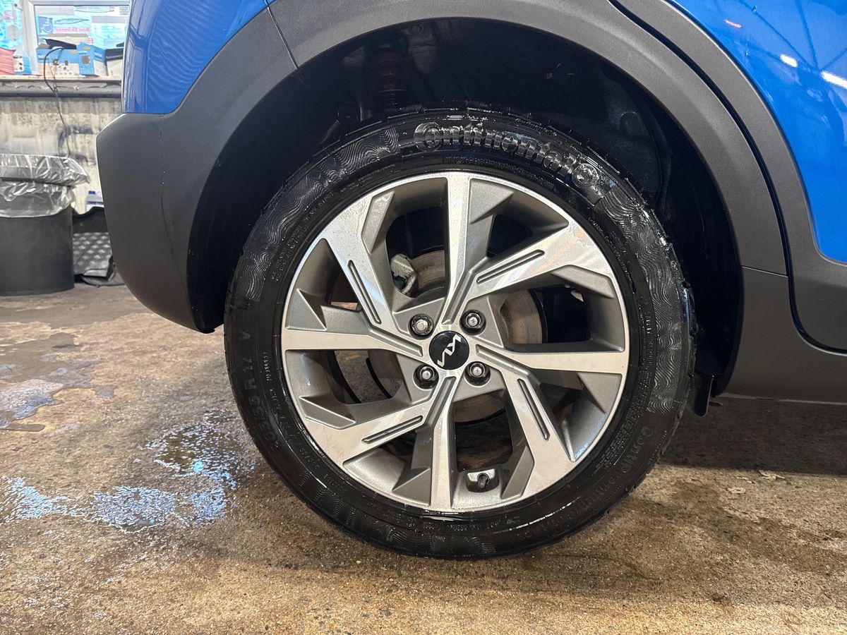 Used Kia Stonic 2024 for sale - 76609573: Photo 11