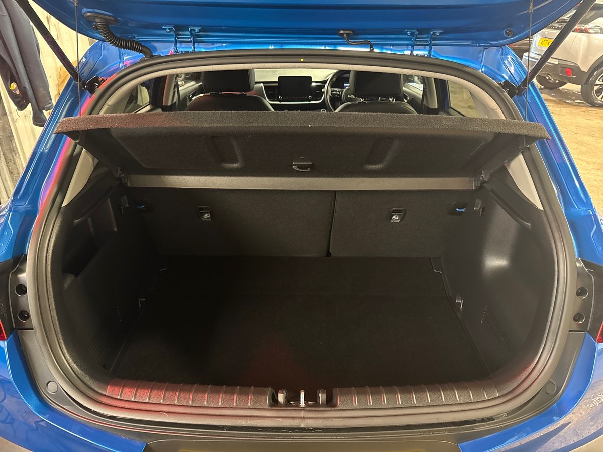 Used Kia Stonic 2024 for sale - 76609573: Photo 17