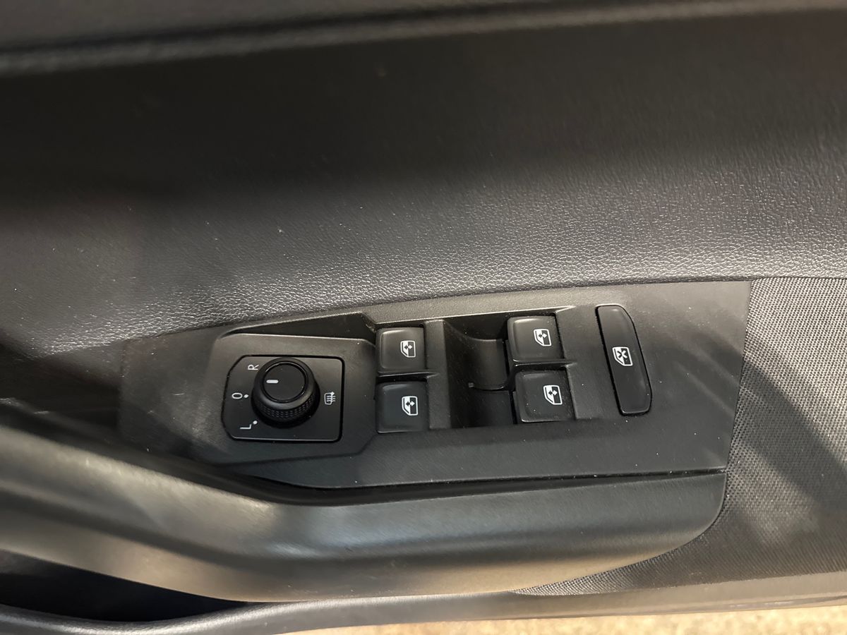 Used Volkswagen Polo 2020 for sale - 76696401: Photo 24