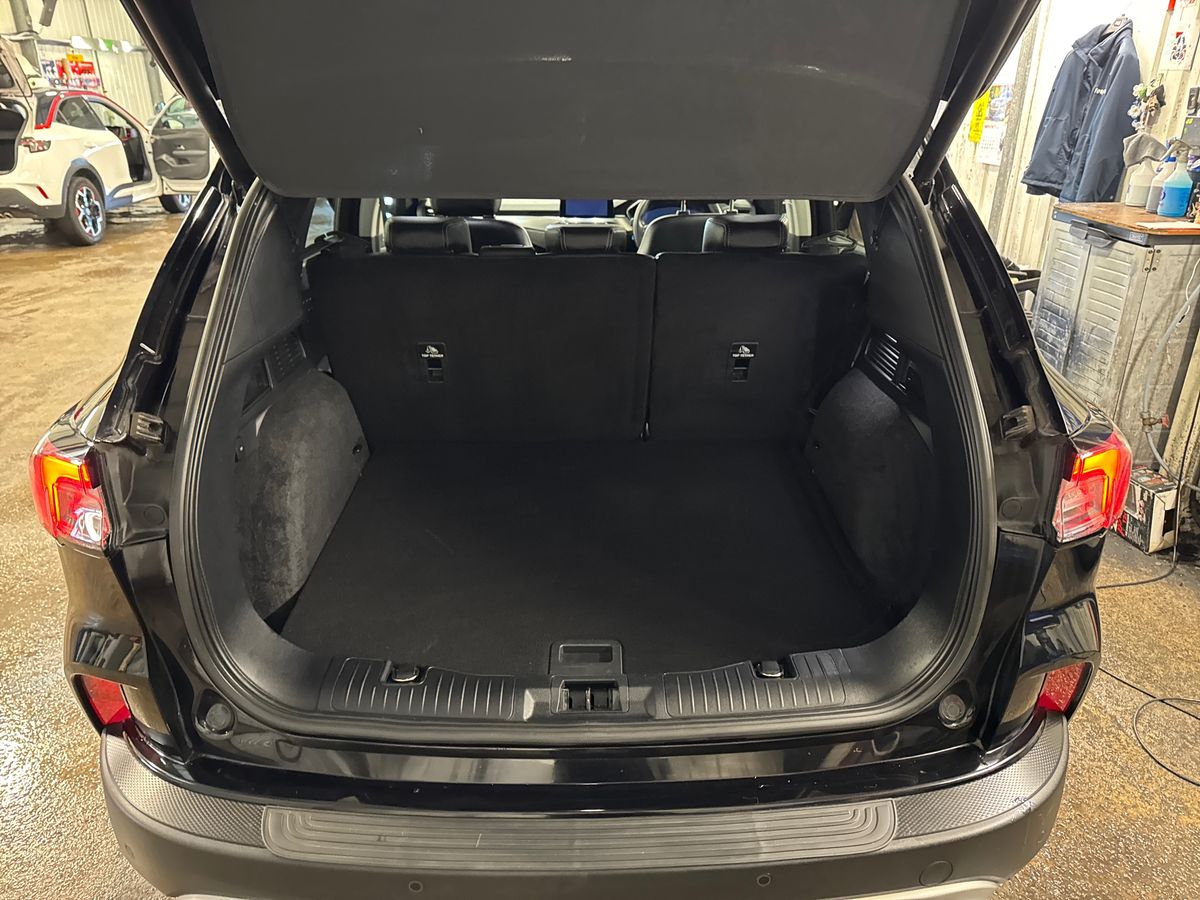 Used Ford Kuga 2020 for sale - 76691504: Photo 17