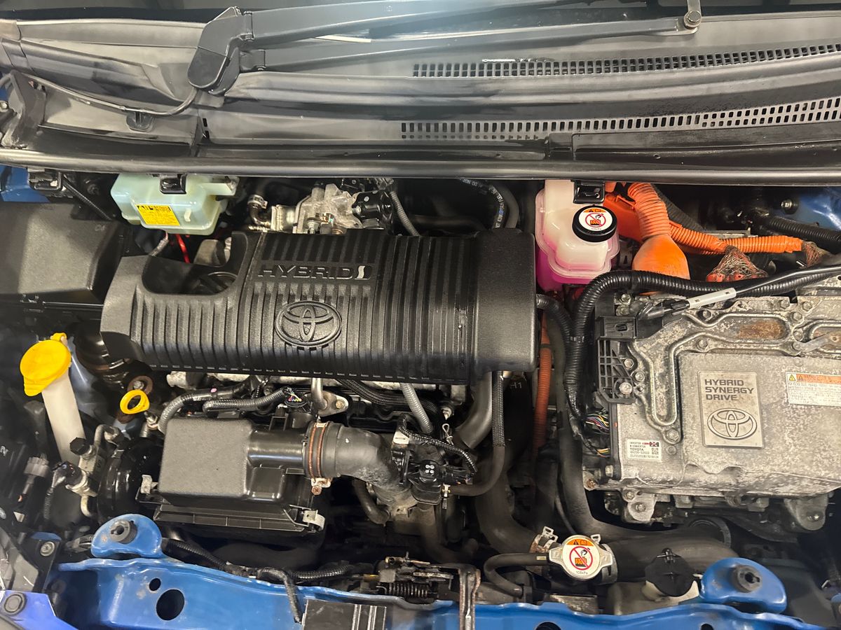 Used Toyota Yaris 2017 for sale - 77406225: Photo 33