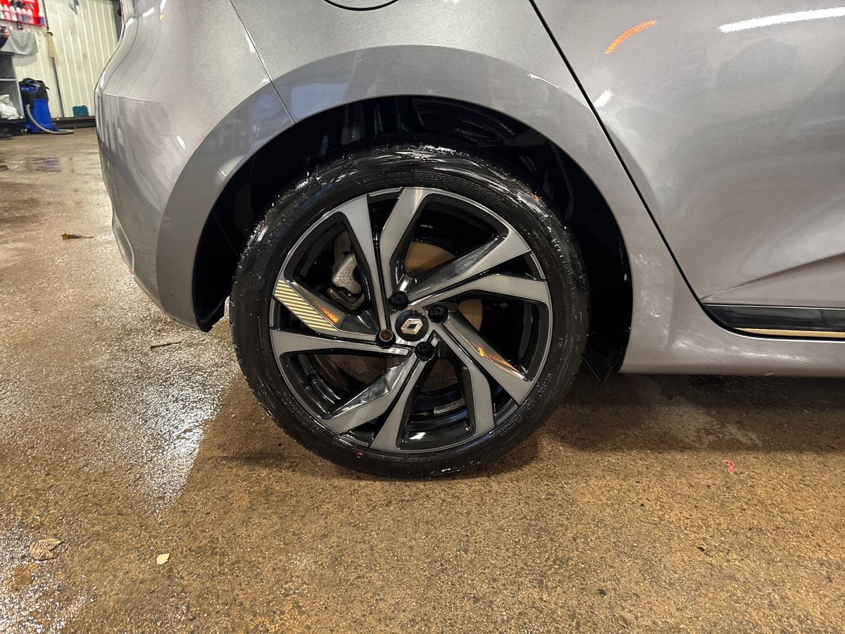 Used Renault Clio 2023 for sale - 76977665: Photo 14