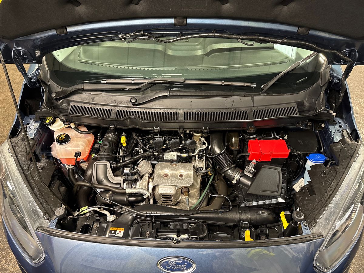 Vehicle 33