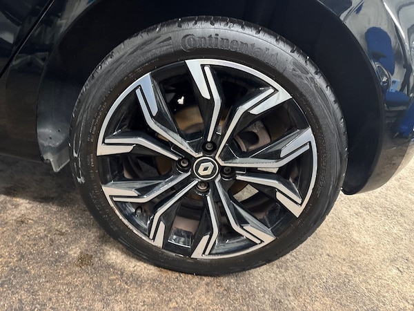 Used Renault Clio 2021 for sale - 76297288: Photo 11