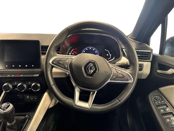 Used Renault Clio 2021 for sale - 76297288: Photo 21