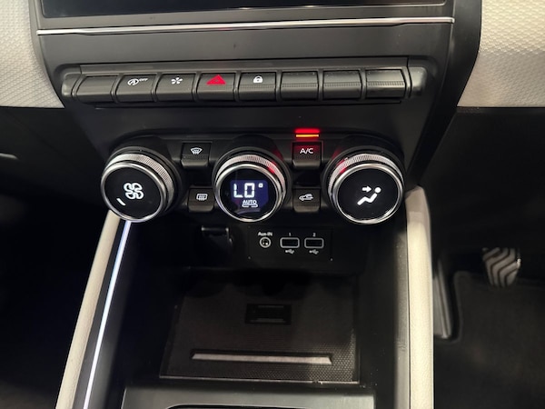Used Renault Clio 2021 for sale - 76297288: Photo 26