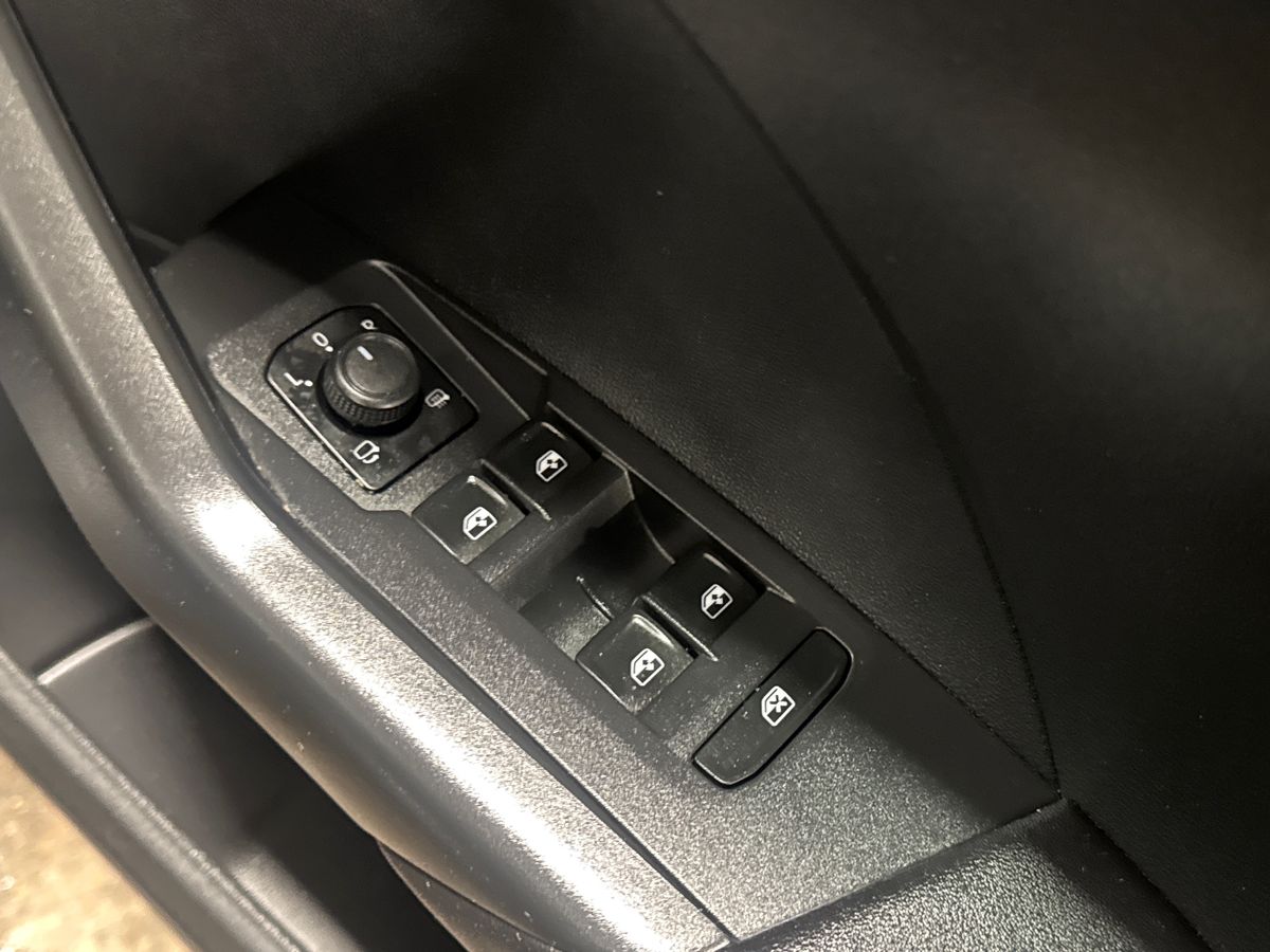 Used Volkswagen T-Cross 2022 for sale - 76766091: Photo 24