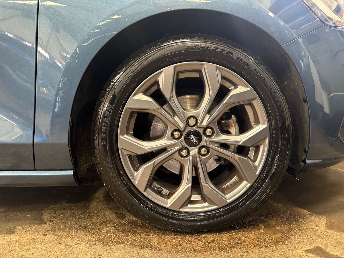 Used Ford Focus 2023 for sale - 77995122: Photo 11