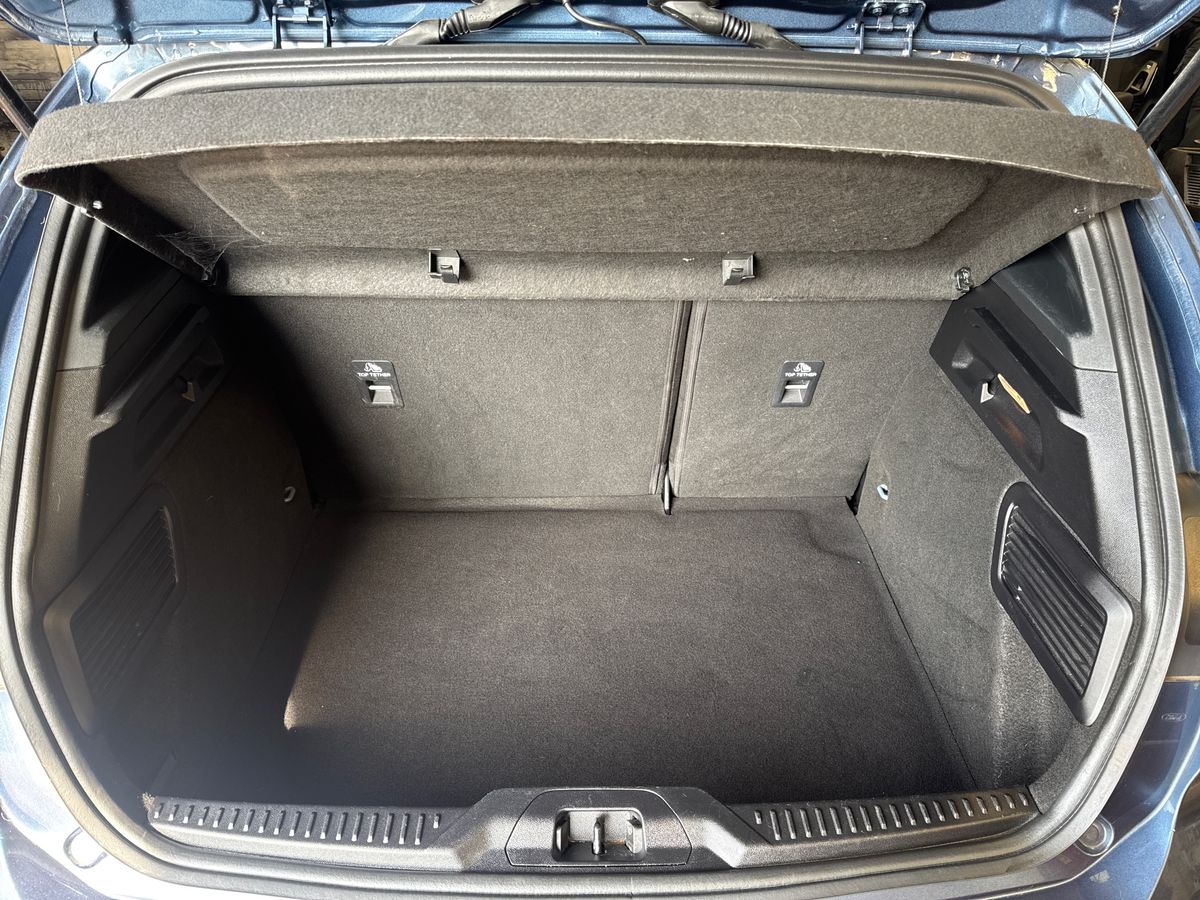 Used Ford Focus 2023 for sale - 77995122: Photo 17