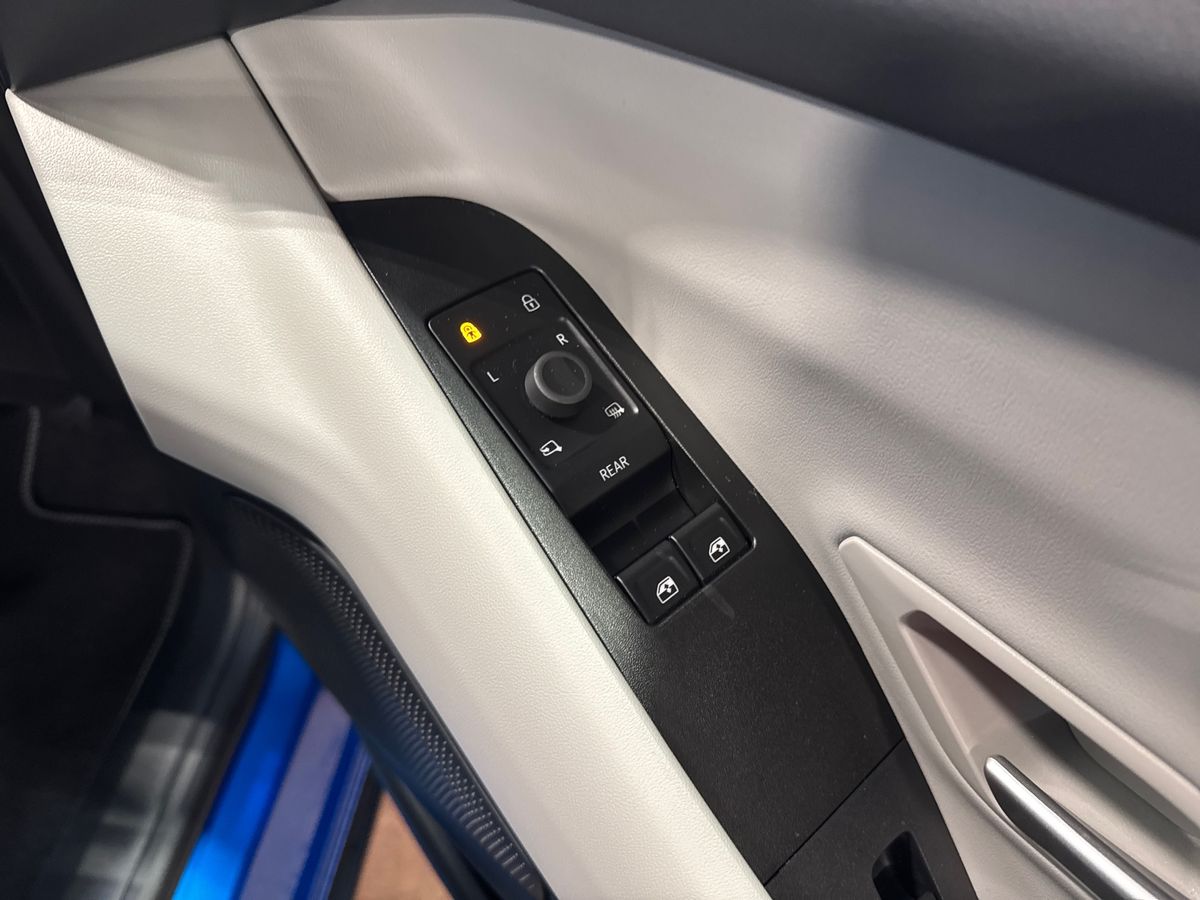 Used Ford Explorer 2025 for sale - 76630063: Photo 24