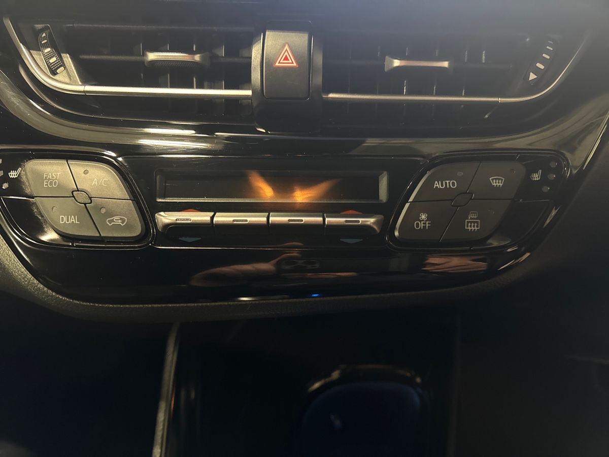 Used Toyota C-HR 2022 for sale - 77035832: Photo 26