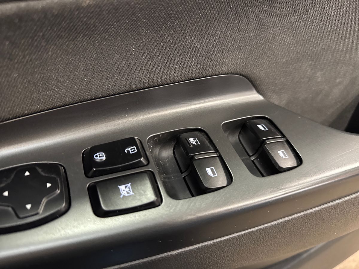 Used Hyundai KONA 2023 for sale - 77581252: Photo 24