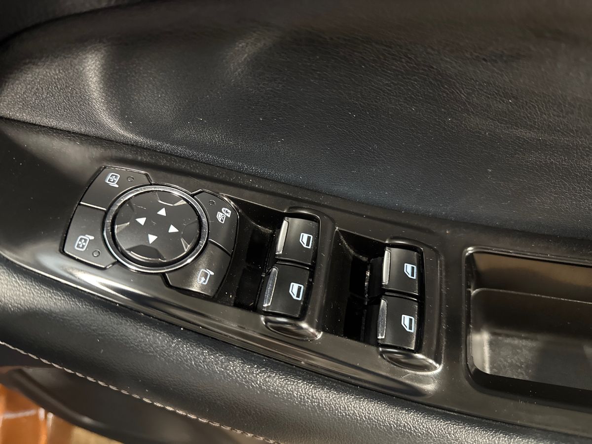 Used Ford Edge 2018 for sale - 76773282: Photo 24