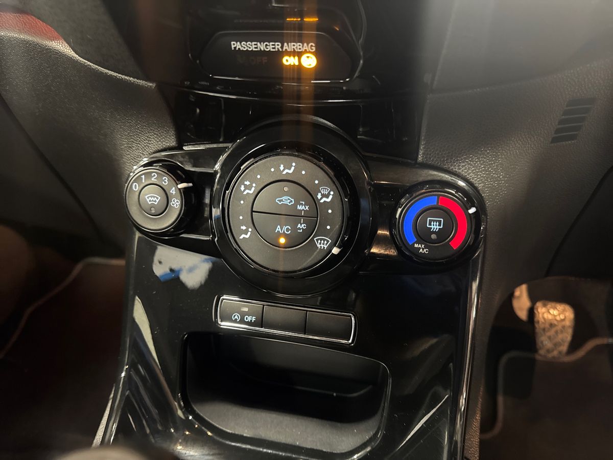 Used Ford Fiesta 2016 for sale - 77218725: Photo 26